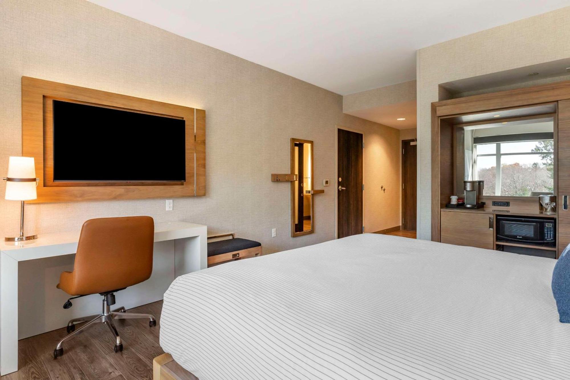 Cambria Hotel Manchester South Windsor 외부 사진