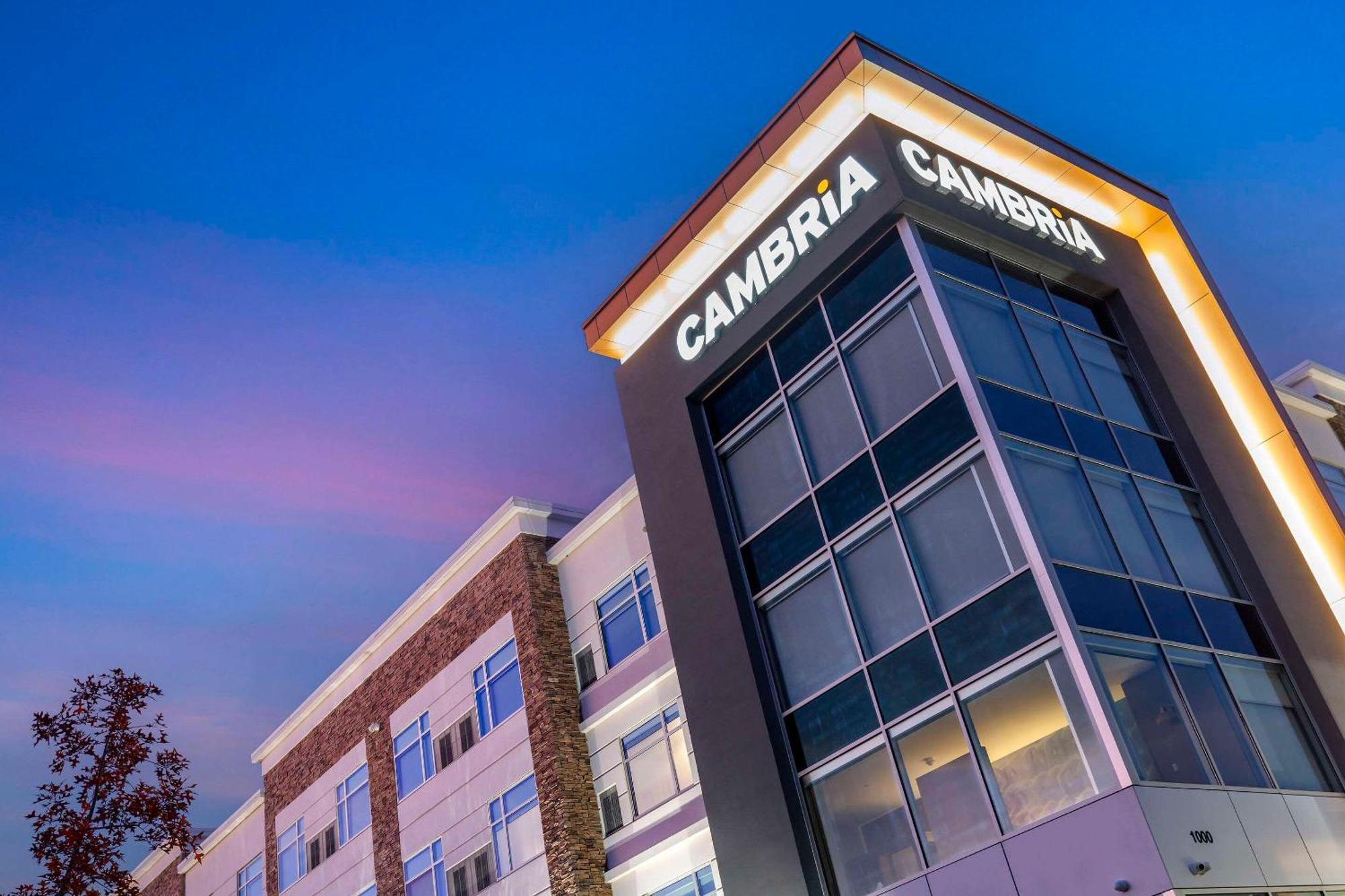 Cambria Hotel Manchester South Windsor 외부 사진
