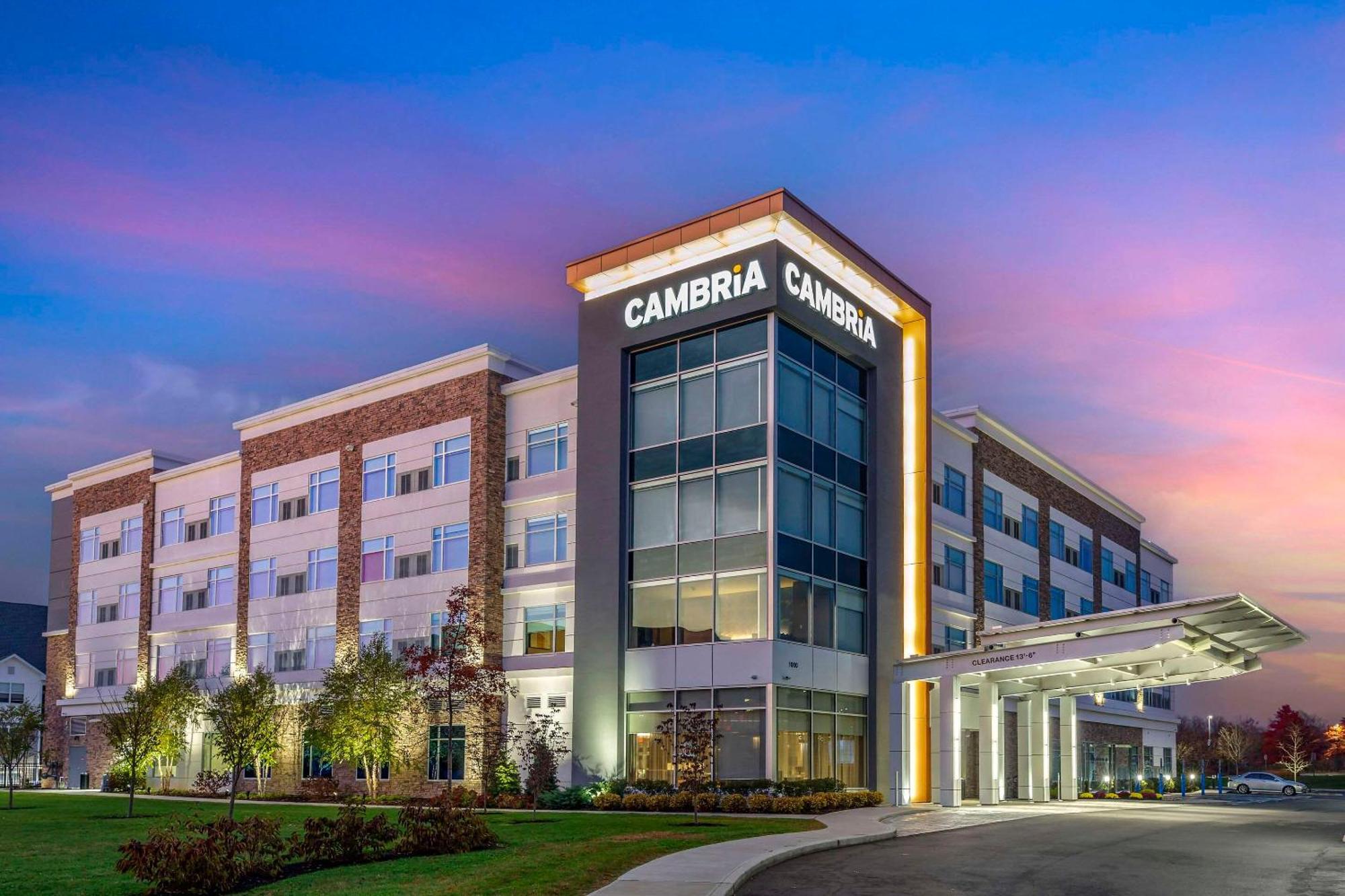 Cambria Hotel Manchester South Windsor 외부 사진